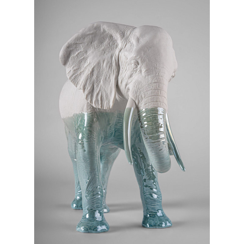 Elephant - Underwater