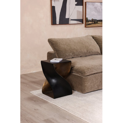 Table de bout avec tablette de plancher
