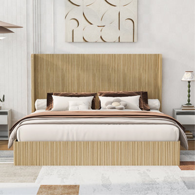 Cadre de lit très grand Mid-Century en bois cannelé, tête de lit haute à oreilles, lit plateforme à profil bas, aucun sommier tapissier requis, assemblage facile pour la chambre à coucher et la chambre d'amis