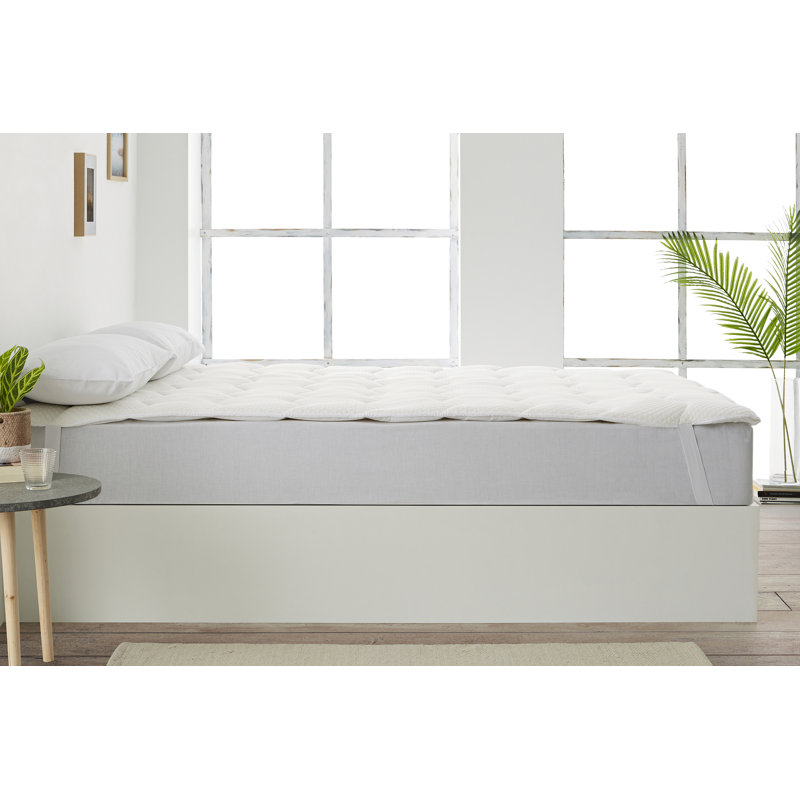 Beaton 3cm Memory Foam Mattress Topper, White, 180 x 200cm