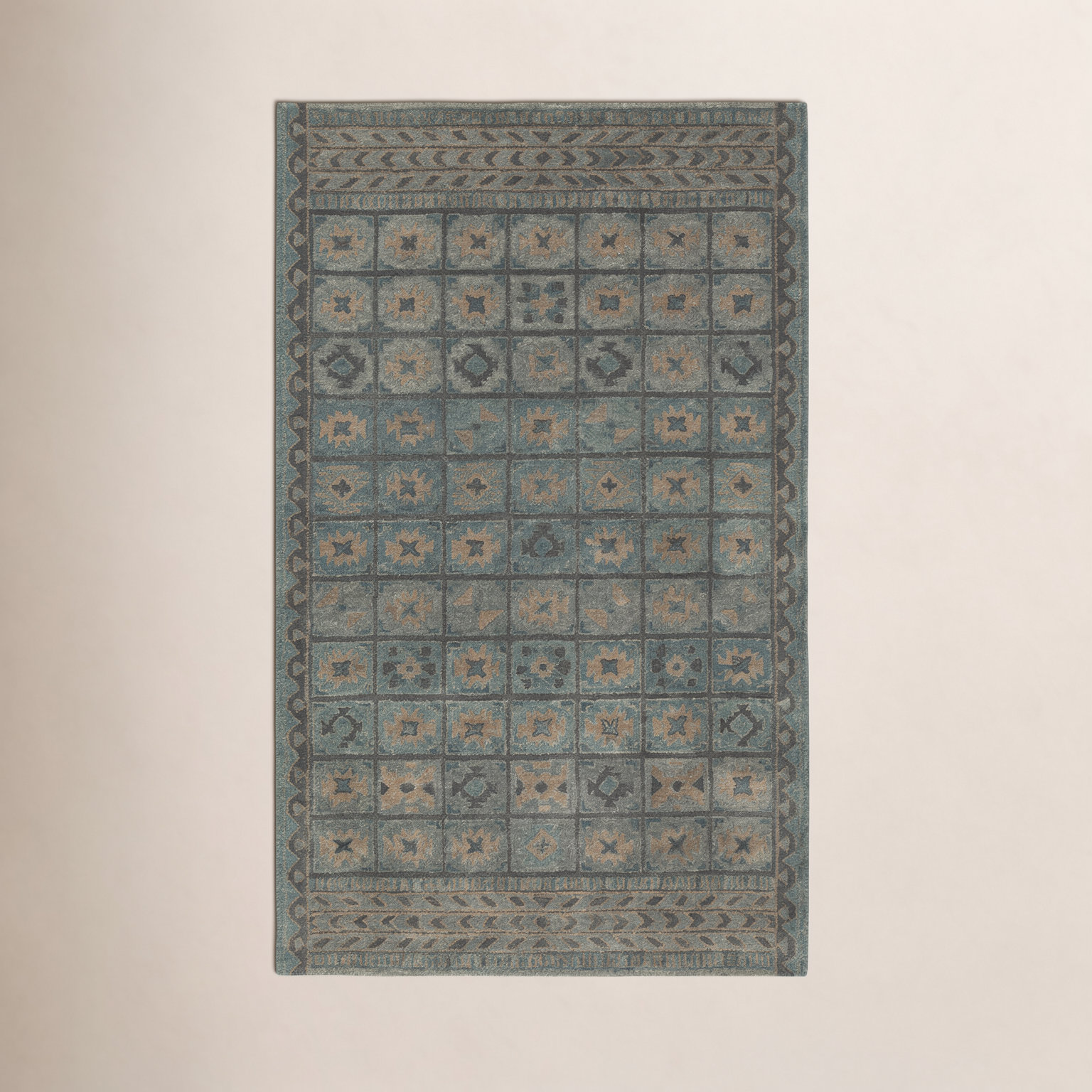 Allison Hand-Tufted Vintage-Inspired Wool Rug, Rectangle 2' x 3'
