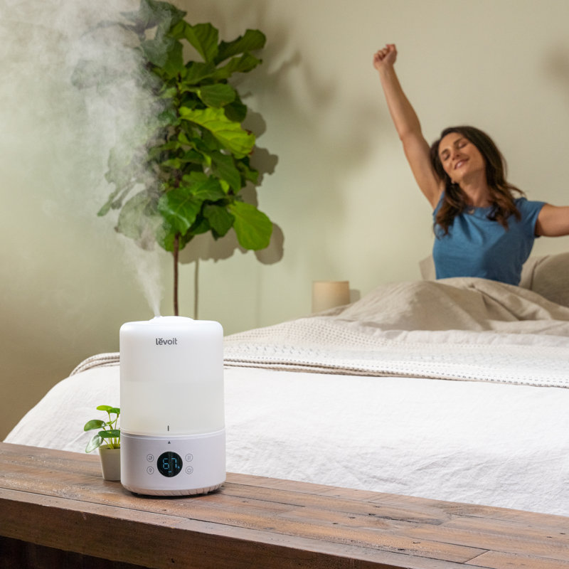 Levoit 0.65 Gallons Cool Mist Ultrasonic Tabletop Humidifier with Adjustable Humidistat for 290 Cubic Feet