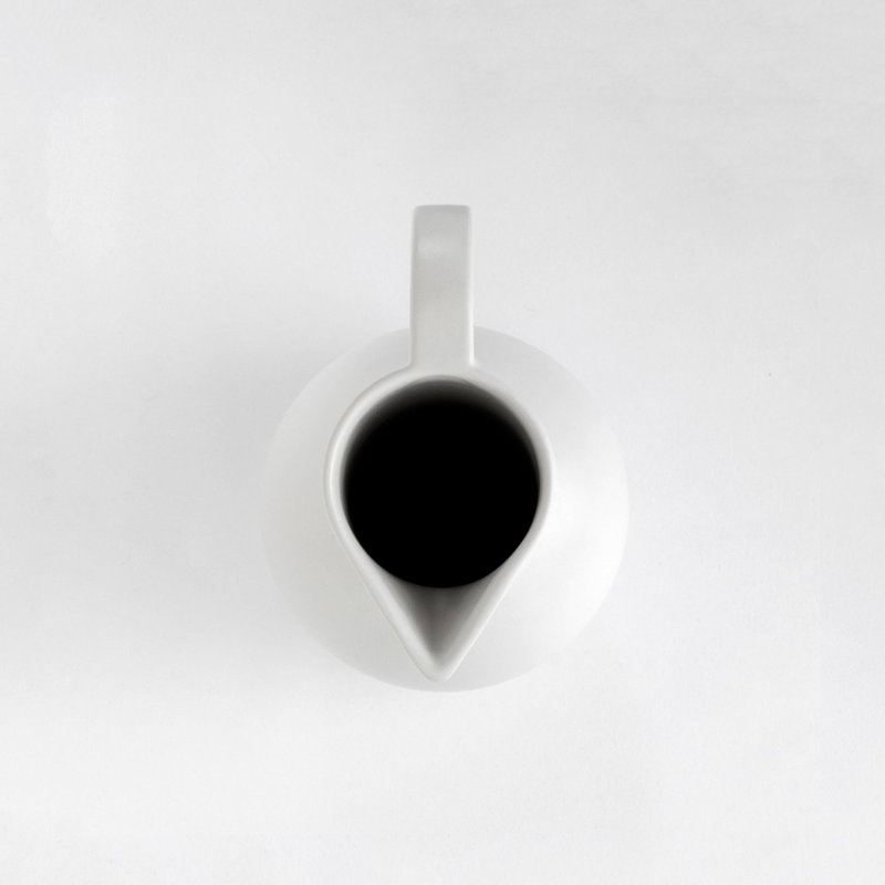 Strøm Pitcher, Vaporous Gray, 50.72 oz