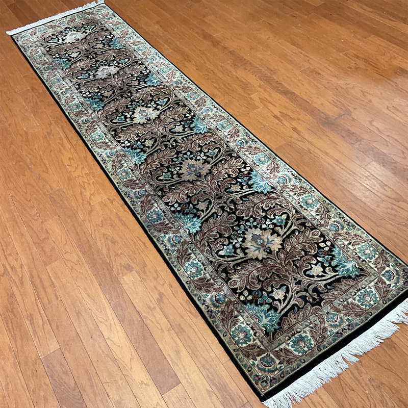  Handmade William Morris Wool Runner