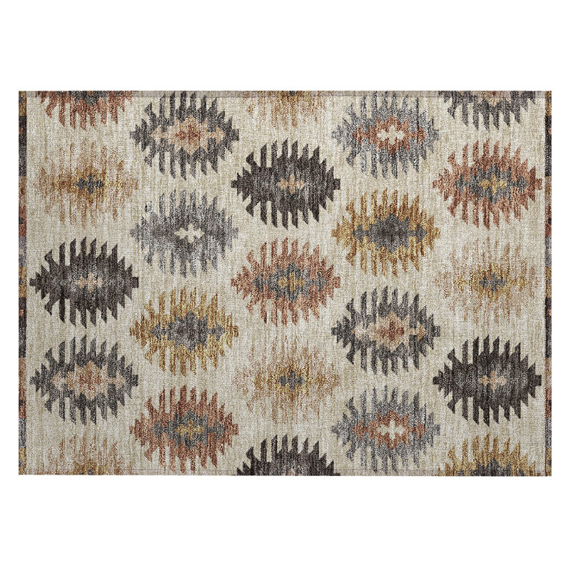 Chayden rug with non-slip backing, Rectangle 1 pi 8 po x 2 pi 6 po
