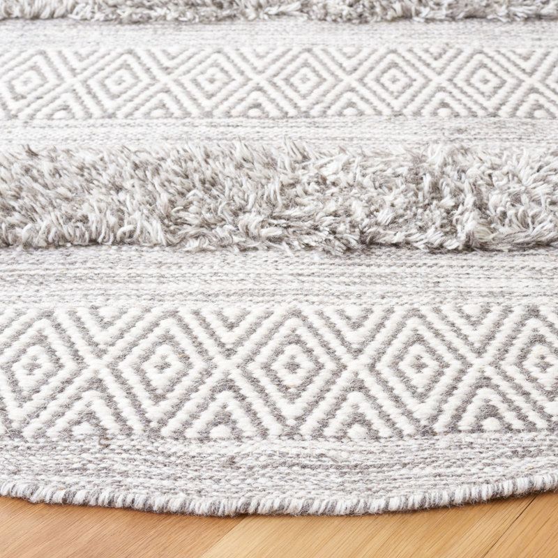 Vermont Hand Woven Wool/Cotton Geometric Rug in Brown/Ivory, Round 6'