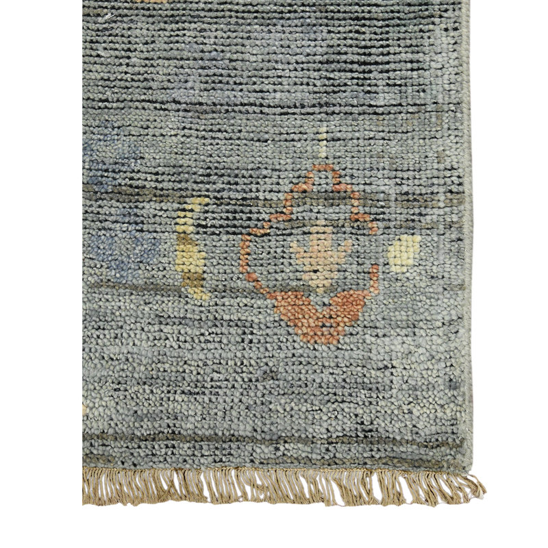 Jwell Wool Floral Area Rug in Gray, Rectangle 2' x 3'