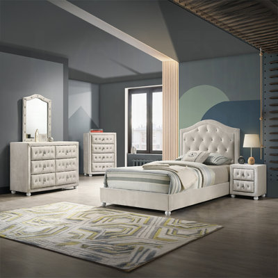 Reggie 5-pcs Bedroom Set