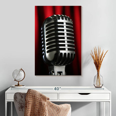 Abarca Vintage Microphone
