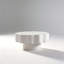 Table basse contemporaine à bord ondulé avec design festonné pour les espaces de vie modernes-91696666