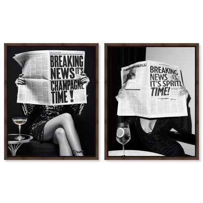 «Be Der The Headline», reproduction d'art sur toile encadrée par Art Remedy, cadre en noyer, 36 x 45