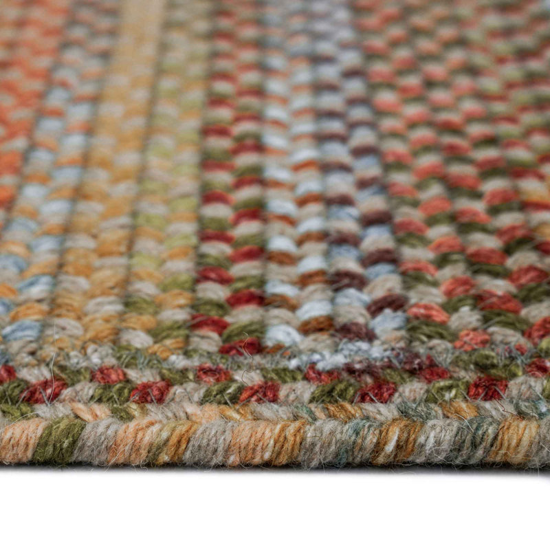 Tapis brun en laine à motif géométrique Phoebe, Rectangle cousu en croix 3 pi x 5 pi