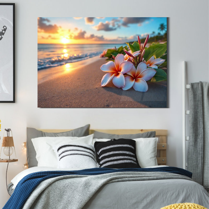 Art mural en verre trempé Tropical Beach Plumeria, 8" H x 12" W