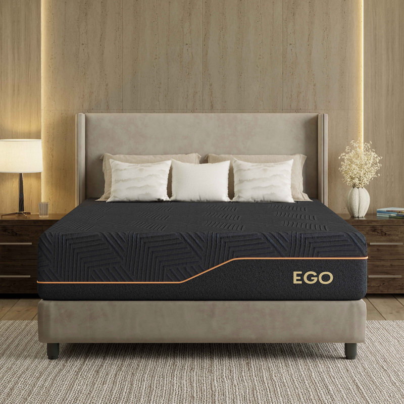 Matelas Egohome 14 po en mousse à mémoire de forme infusée de gel rafraîchissant au cuivre, fermeté moyenne, livré dans une boîte