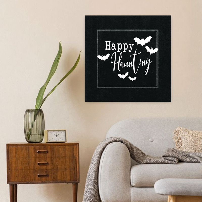 Happy Haunting I, art contemporain de chauve-souris, H 24 po x l 24 po