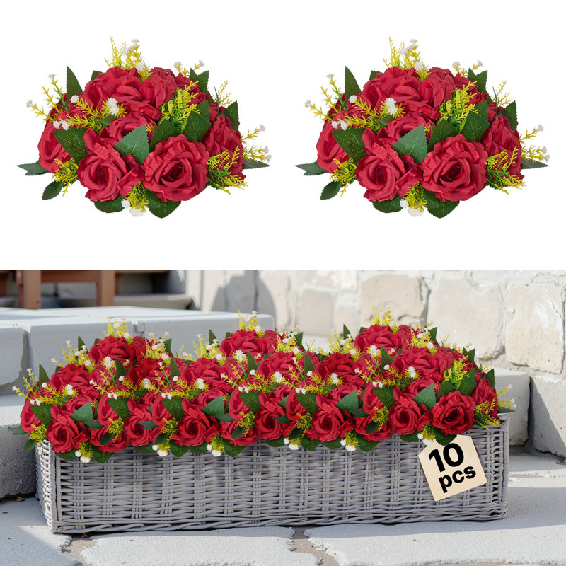 Rose Arrangement, Red, 10.8cm x 24cm