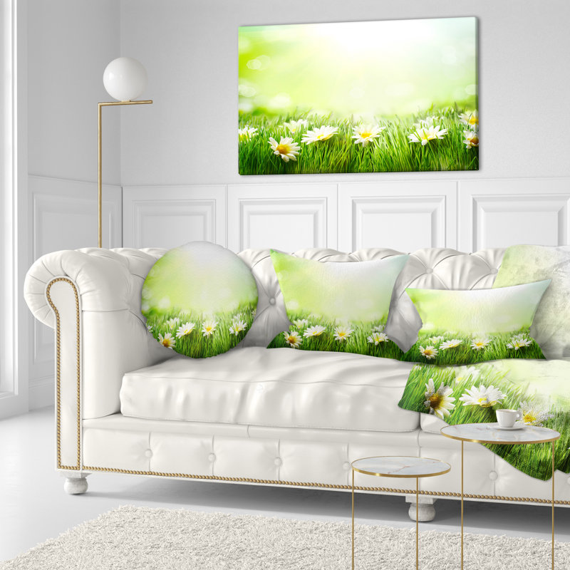 Coussin Spring Meadow avec marguerites - imprimé floral