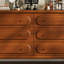 Buffet élégant de style rétro-102439311