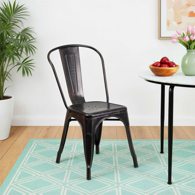 Chaise d'appoint empilable en métal Lily