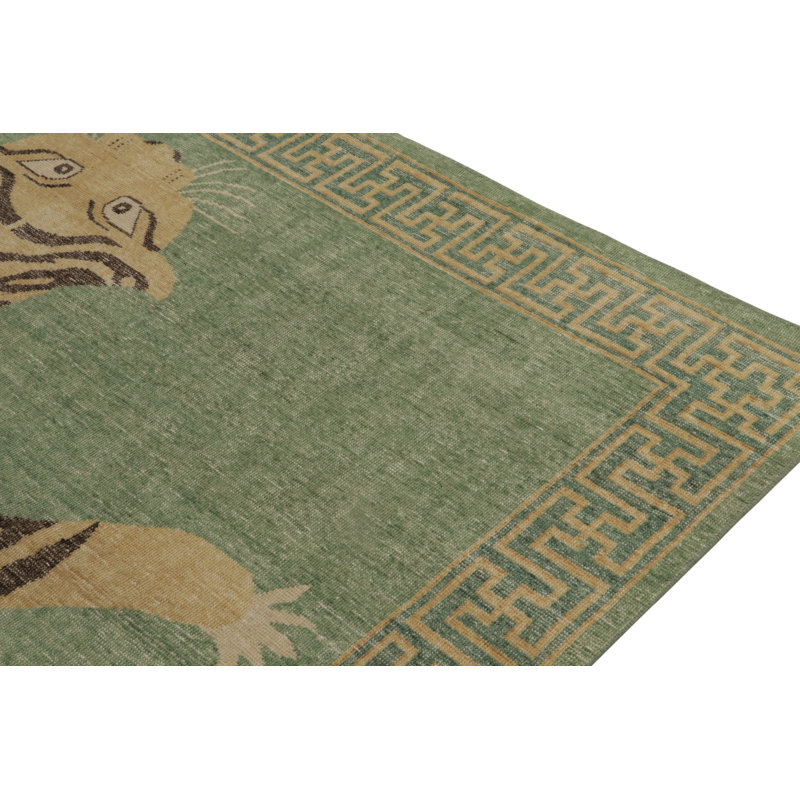 Distressed Homage Hand Knotted Wool Animal Print Area Rug, Rectangle 8' x 10'