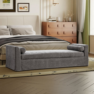 Banc rembourré de 88,5 po de largeur avec coussins