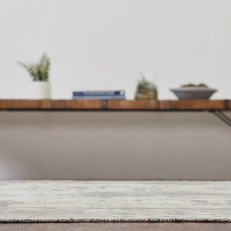 Abstract Area Rug in Gray, Rectangle 9'6" x 13'