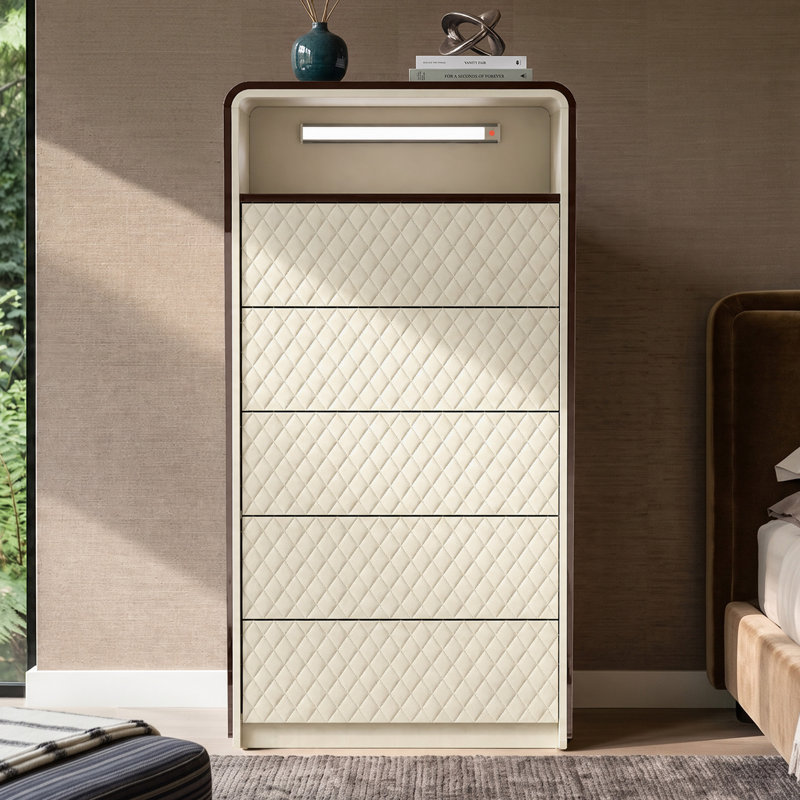 Commode pour femme H 49 po avec 5 tiroirs matelassés, tablette ouverte et lumière DEL