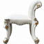 Tabouret de coiffeuse beige sans accoudoirs en tissu à motif uni, base de siège à volutes avec garniture cloutée, idéal pour la chambre à coucher, 28 po x 21 po, tabouret rectangulaire rembourré, sans accoudoirs, finition argent antique et bouton