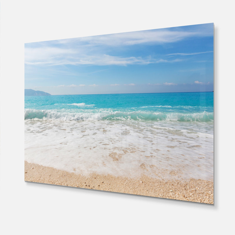 «Permit White Waves Kissing Beach Sand», photographie, H 30 po x l 40 po x P 1,5 po, Métal métal