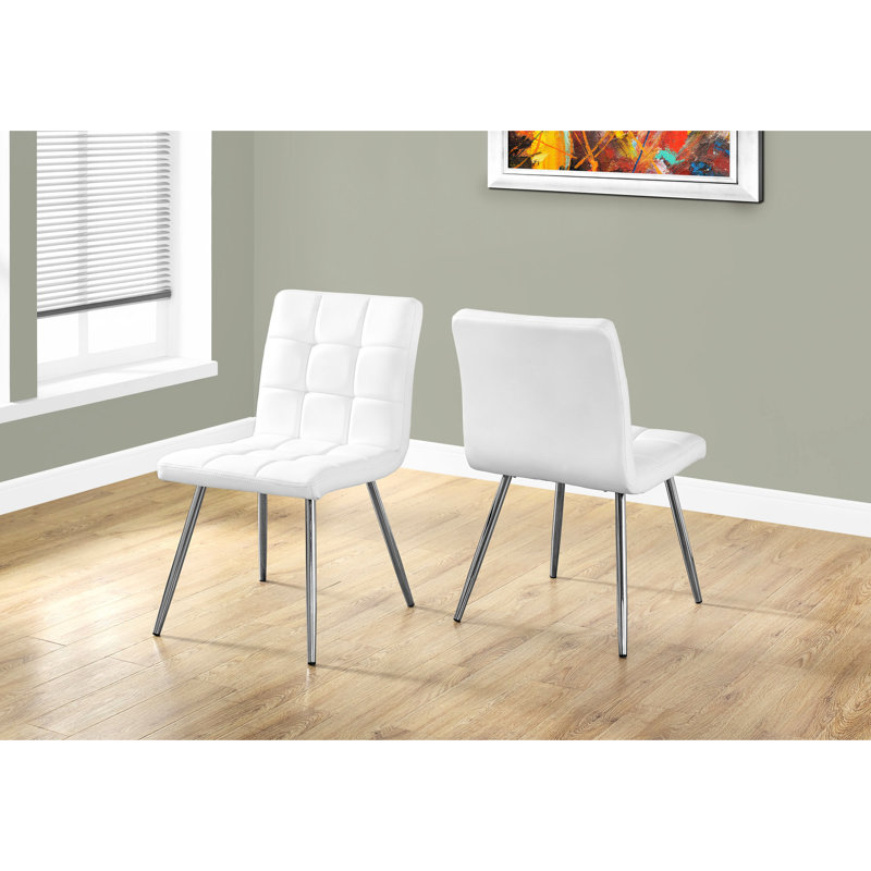 De 2 chaises de cuisine, revêtues de cuir blanc, pieds en métal, aspect contemporain 2, similicuir, avec supports solides