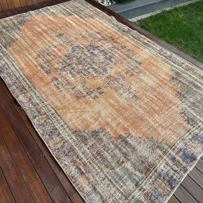 Grand tapis turc rétro Oushak en doux brun lavable pour votre salon élégant