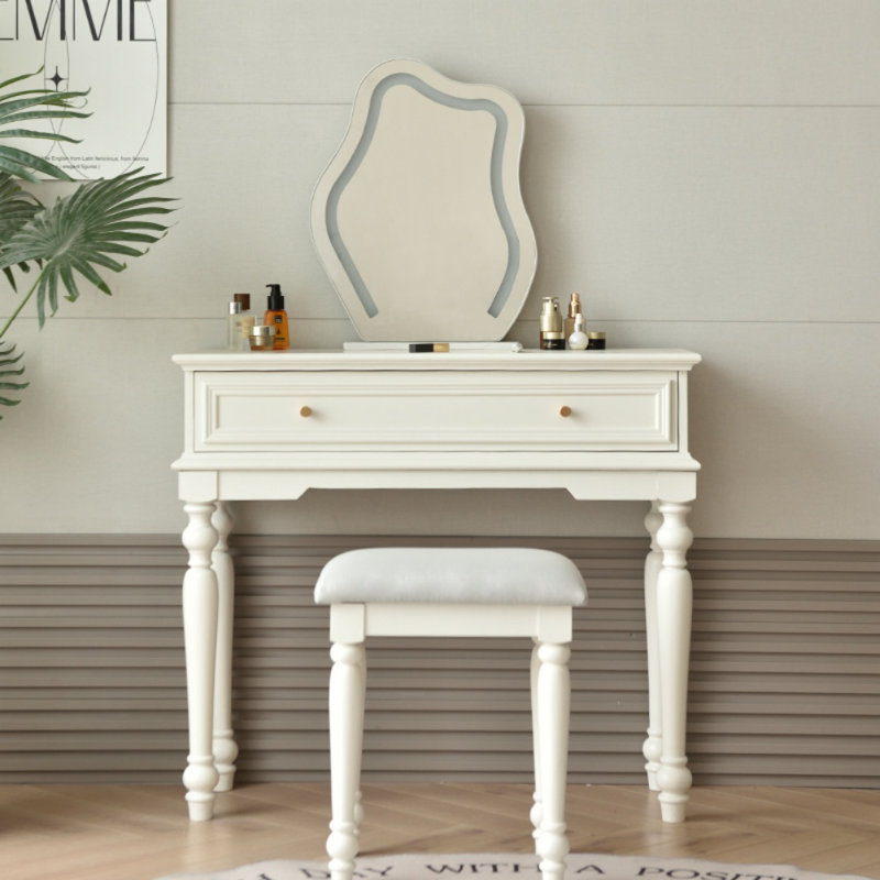 Commode simple en bois massif