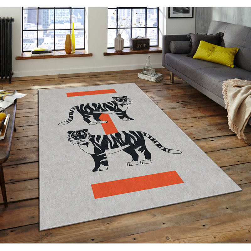 Luxurious Non-Slip Area Rug, 4.0 x 5.9 Feet, 100% Polyester, 740g/m² | Velvet Fabric with Digital Print | Easy-Clean Laminated Sponge Underside, Machine Washable | Perfect for Living Room, Bedroom & Home Decor