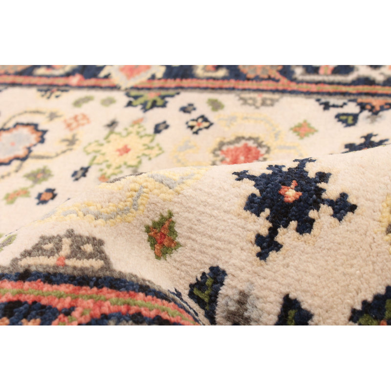 Tapis crème Rianne Heritage 2 pi 5 po x 9 pi 10 po