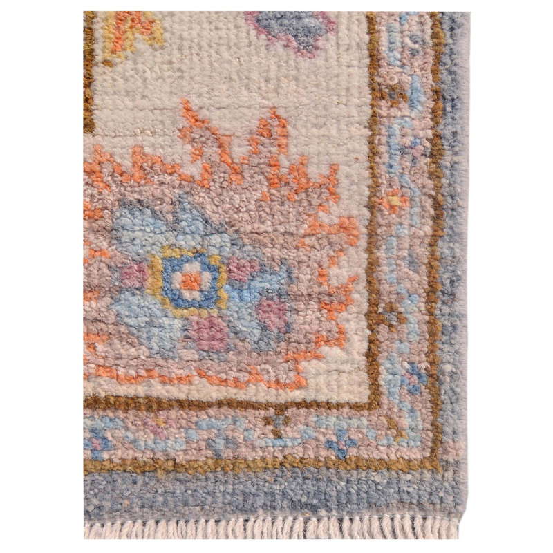 Ushak Wool Weft