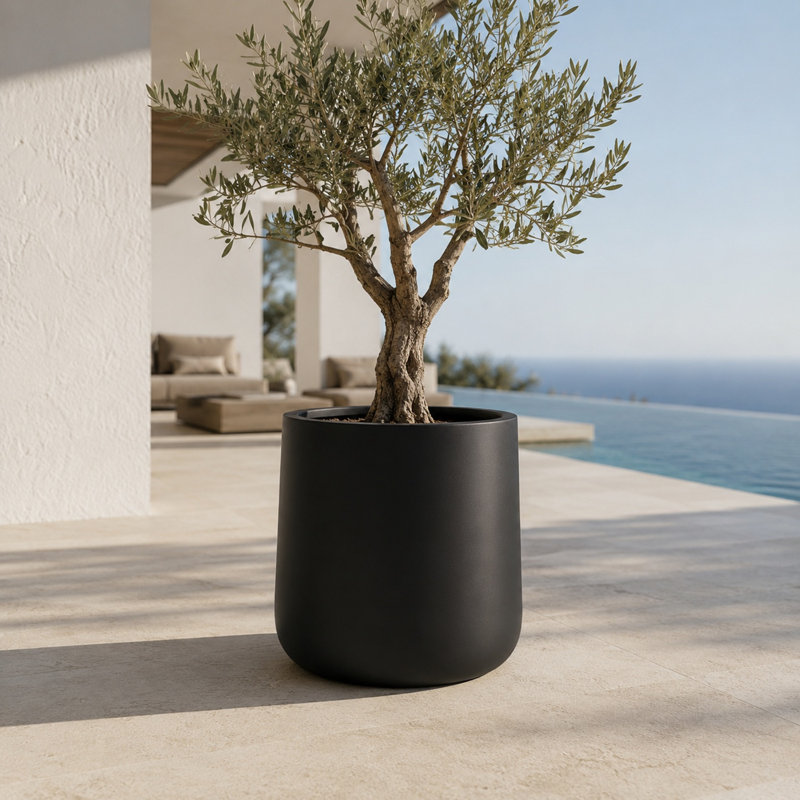 Grand pot à fleurs d'intérieur / extérieur conique en fibre K15 Nest de H 15,3 po x P 15 po (tricorne noir) Kute Nest - ouverture de pot 11,7 po