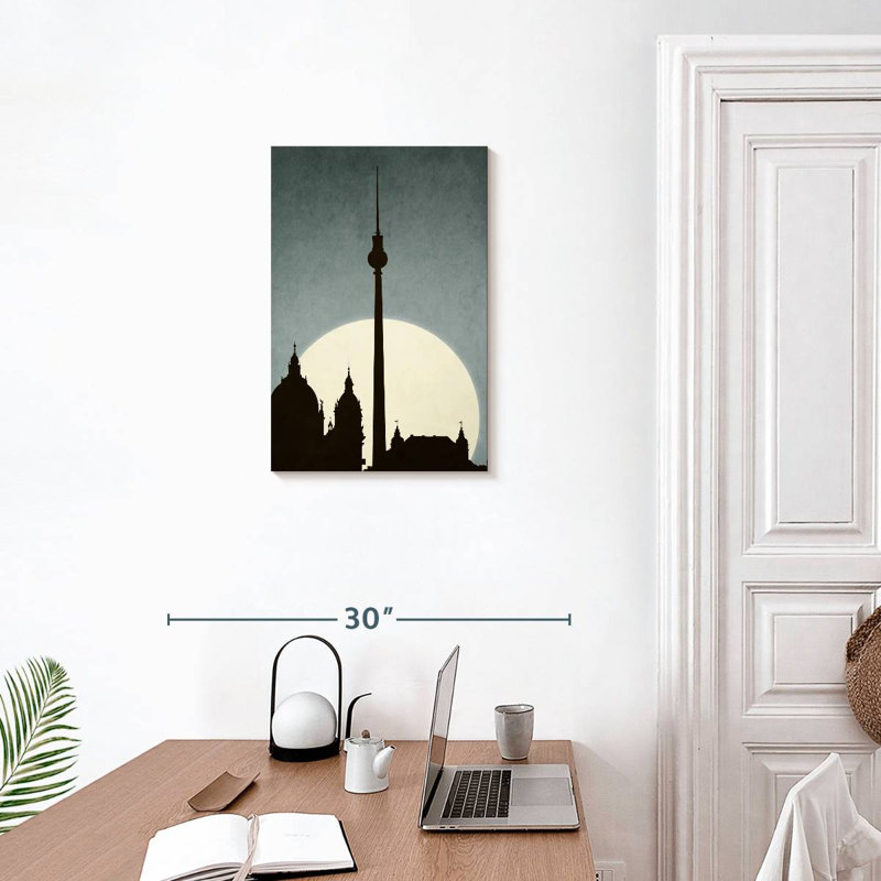 Sireci Moonlight, 24" H x 16" W