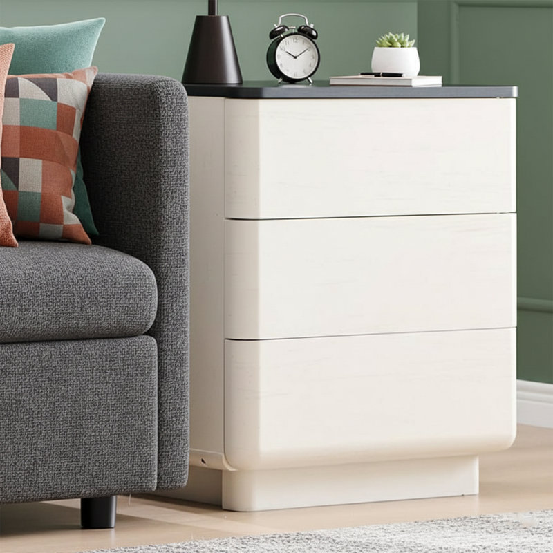 Table de chevet moderne l 22 po avec station de charge et 3 tiroirs, table de bout à ouverture incurvée avec design incurvé, blanc cassé