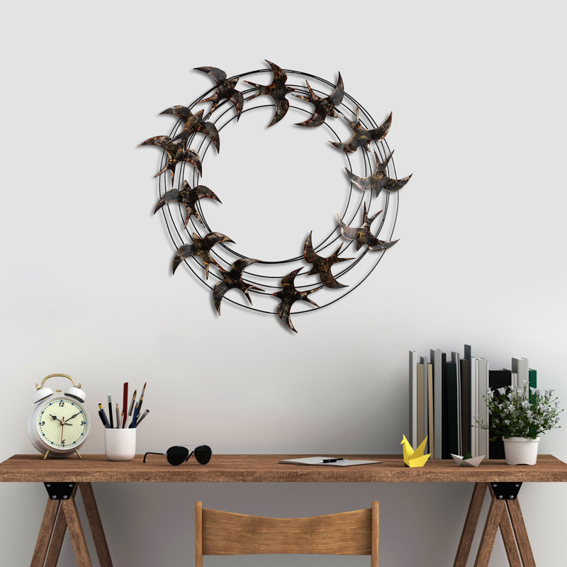 Accessoire mural en métal peint à la main, 34,3 po x 34,3 po x 2,0 po | 100% métal, épaisseur: 0,06 pouce | Variations de couleurs uniques, fixation murale facile | Parfait pour la décoration intérieure et les touches artistiques
