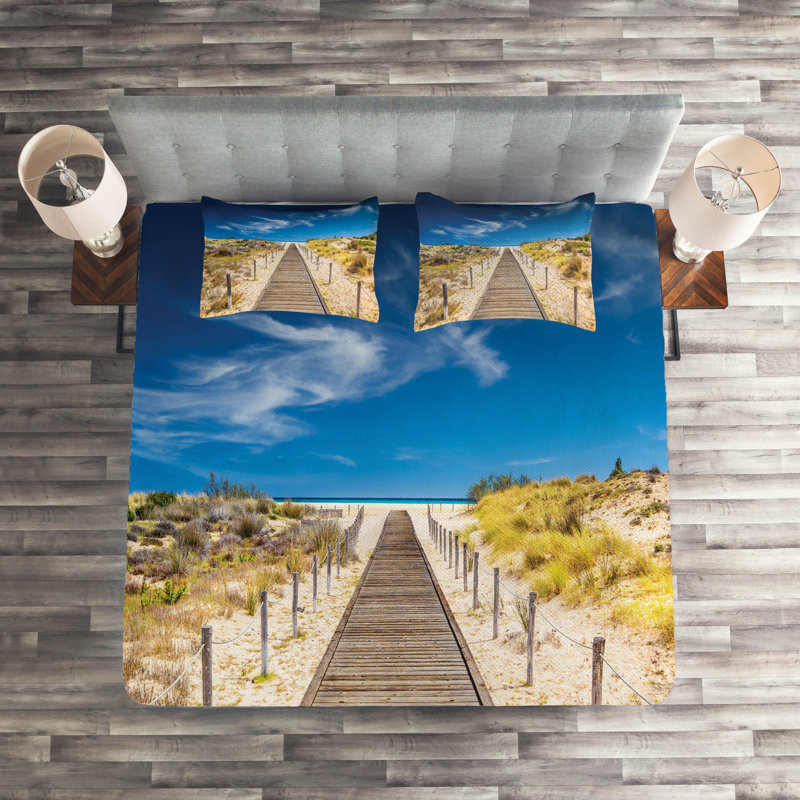 Island Coastal Polyester Coverlet, Queen Bedspread + 2 Shams