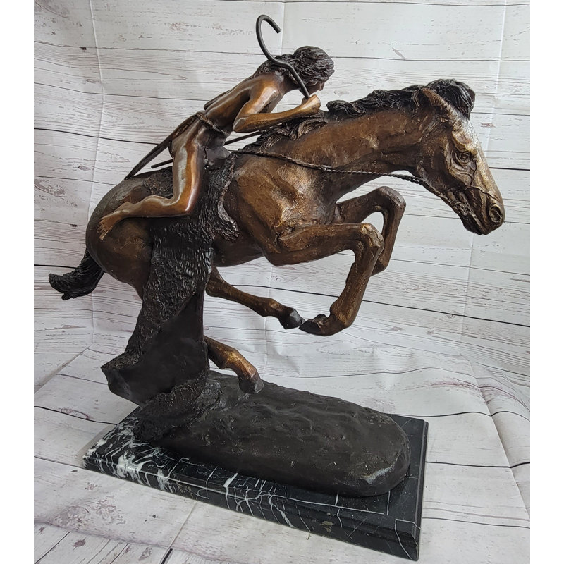 Figurines et sculptures Denson