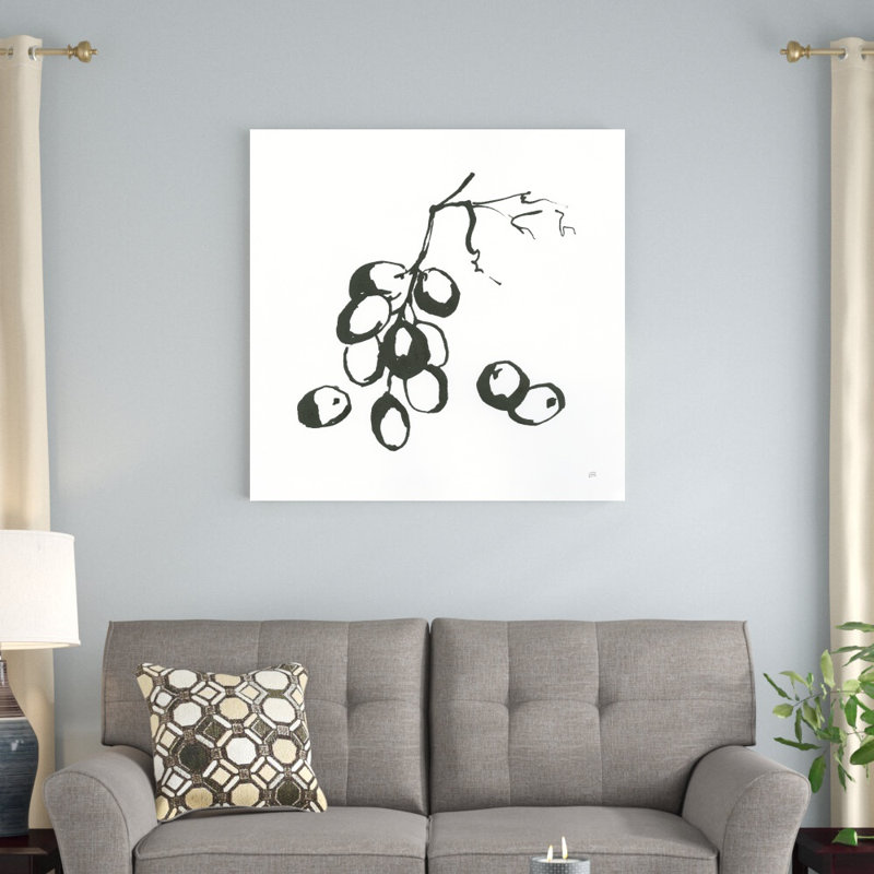 «Grapes I BW» par Chris Paschke - reproduction d'art sur toile tendue, H 36 po x l 36 po