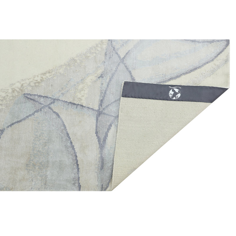 Hand Knotted Abstract Area Rug in White/Silver, Rectangle 5' x 8'