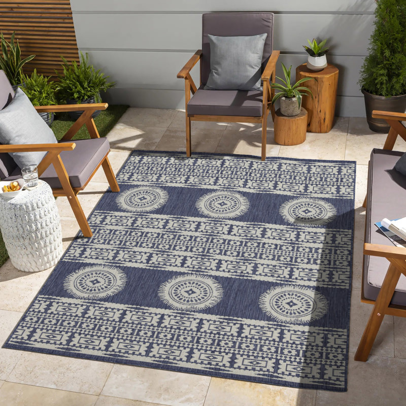 Tapis intérieur / extérieur 7 pi 10 po x 10 pi 3 po