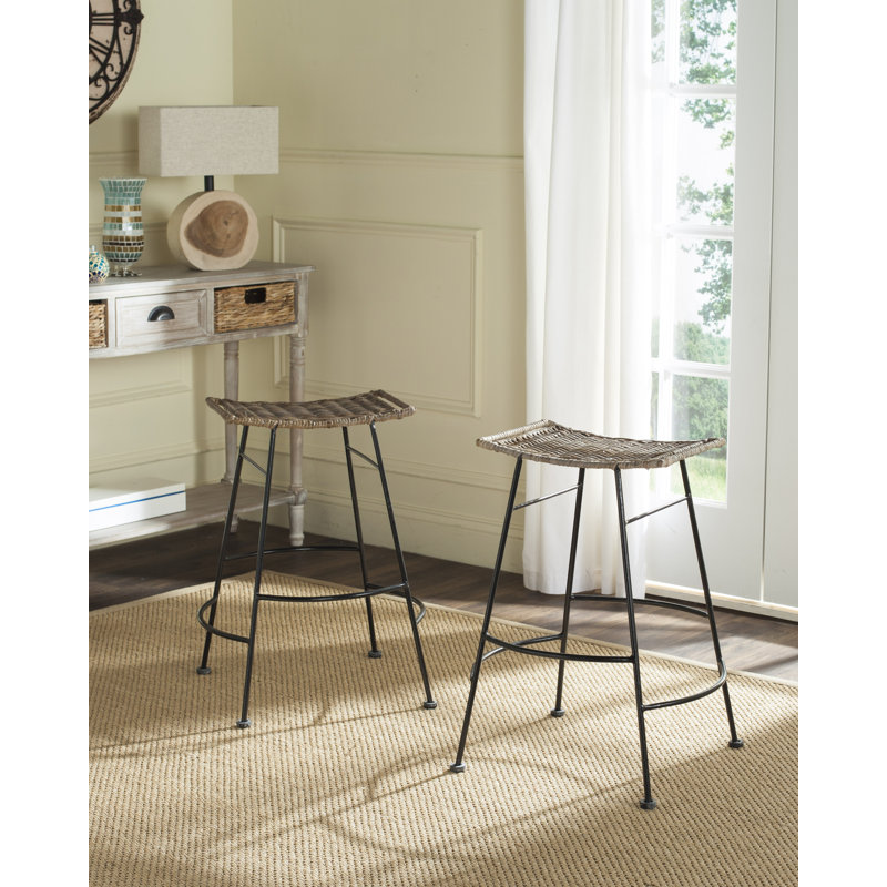 Bungalo Wicker Counter Stool, Counter Stool (24" Seat Height)