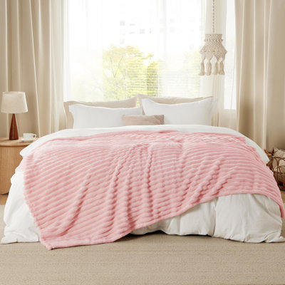 Bedsure Throw Flannel Fleece Blanket for Girls, 300 GSM Soft and Cozy Blanket for Dorm & Home Decor, Strawberry Cream, All-Season Gift