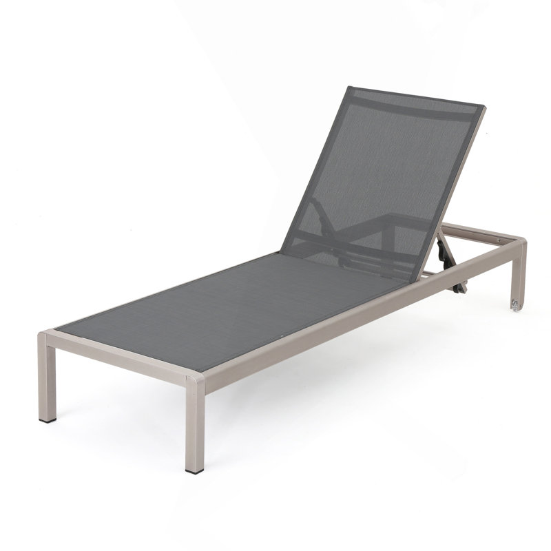 Chaise longue