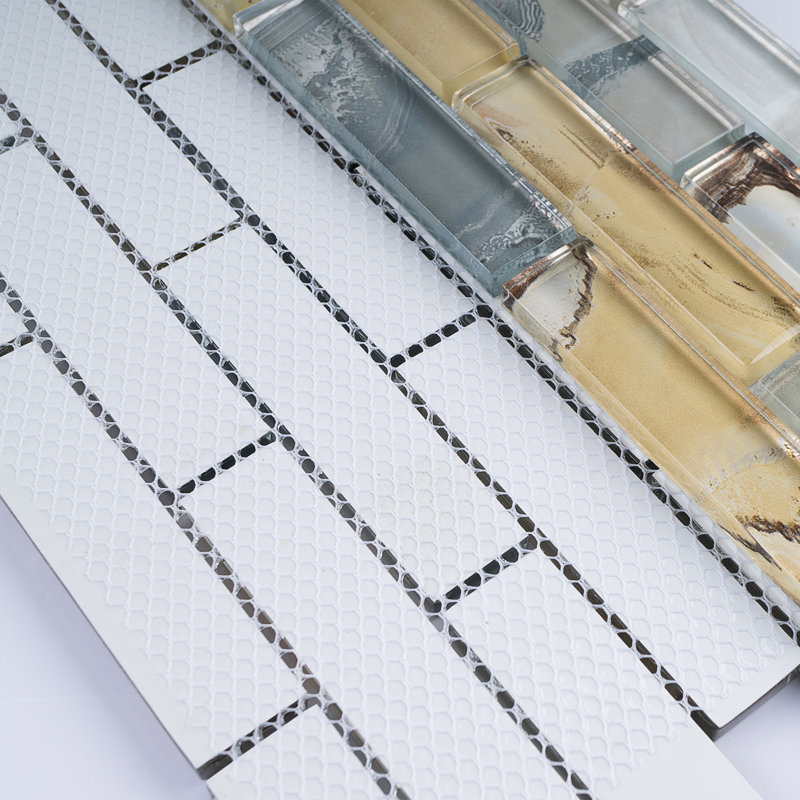 Carreau de mosaïque en verre brillant à joint brique 11,82 po x 11,82 po Ocean, Beige du Sahara