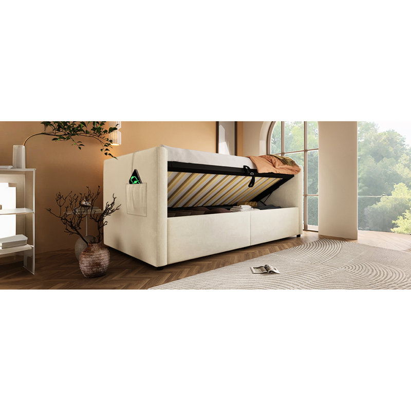 Lit de jour simple rembourré en velours beige avec rangement hydraulique, et charge de type C, lattes en bois et dossier pour une chambre à coucher remplie de confort