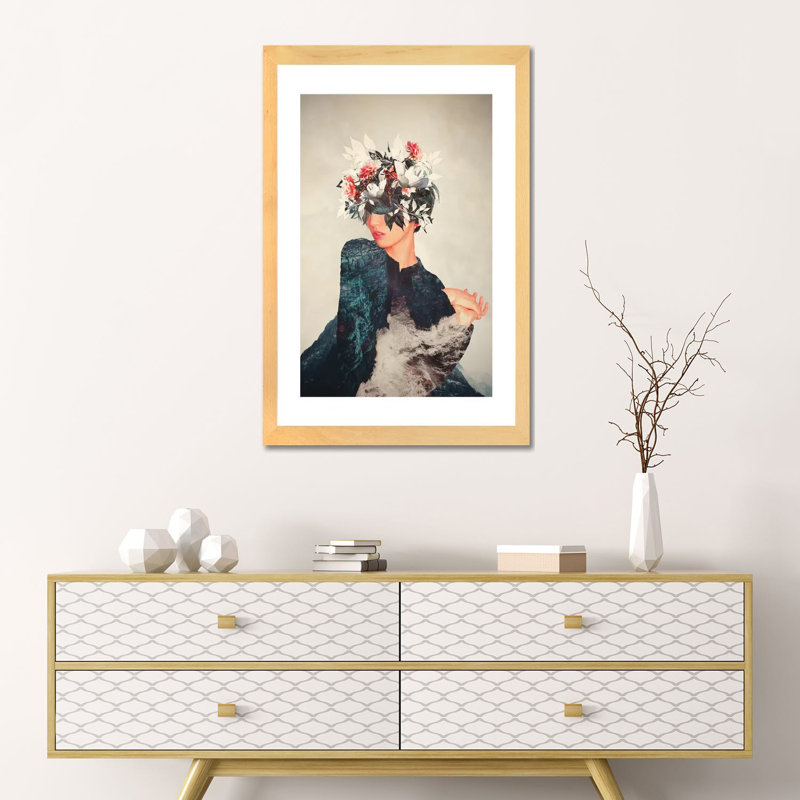 «Kumiko» par Frank Moth - reproduction imprimée, Toile avec cadre en bois beige, Blanc, H 24 po x l 16 po x P 1 po